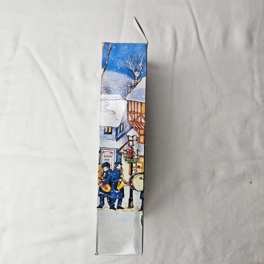 Dickensville‎ Collectables NOMA 6176 Photographer Figurine Christmas Village NEW